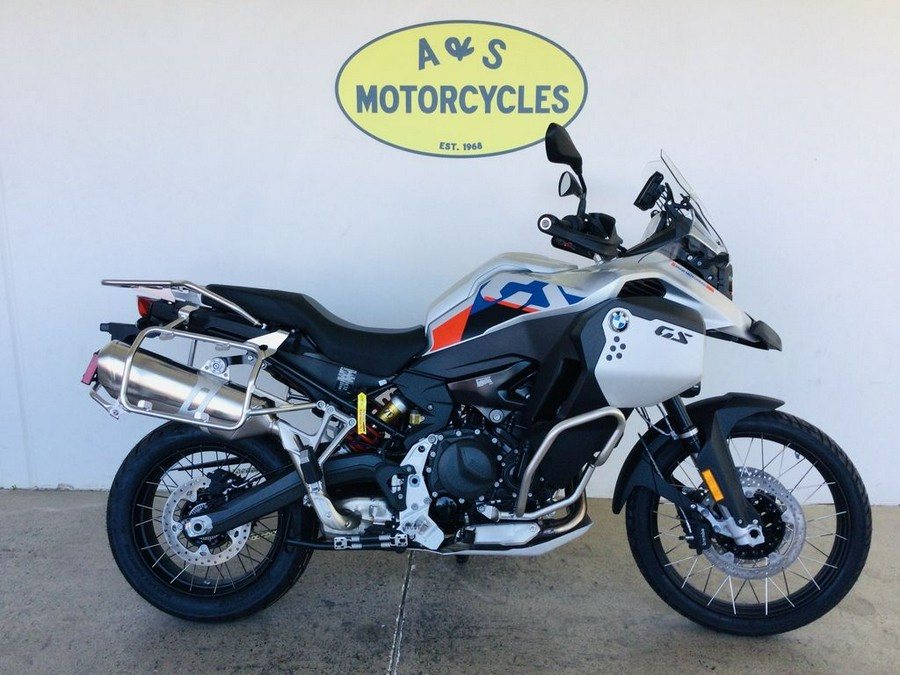 2024 BMW F 900 GS Adventure White Aluminum Metal Matte