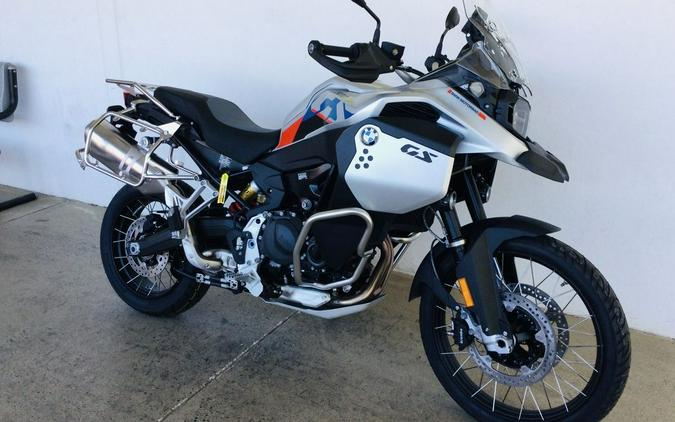 2024 BMW F 900 GS Adventure White Aluminum Metal Matte