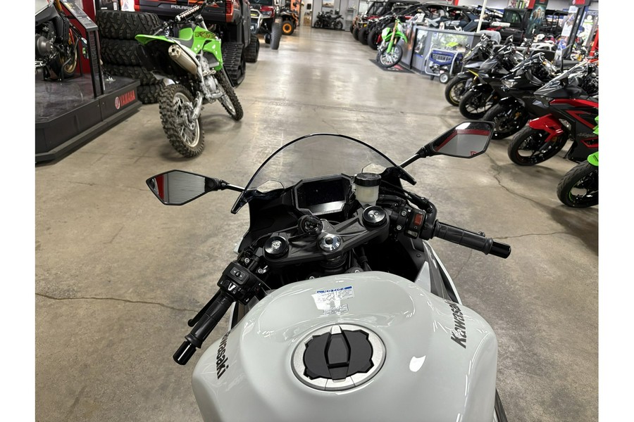 2025 Kawasaki Ninja ZX-6R ABS