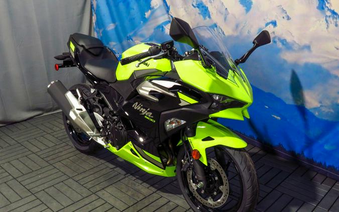 2026 Kawasaki Ninja 500 ABS Metallic Yellowish Green/Ebony