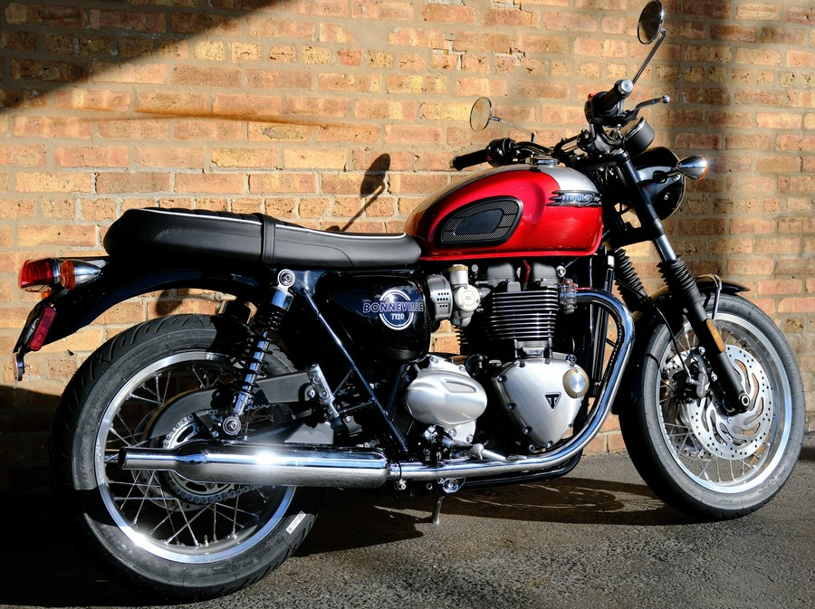 2027 Triumph Bonneville T120