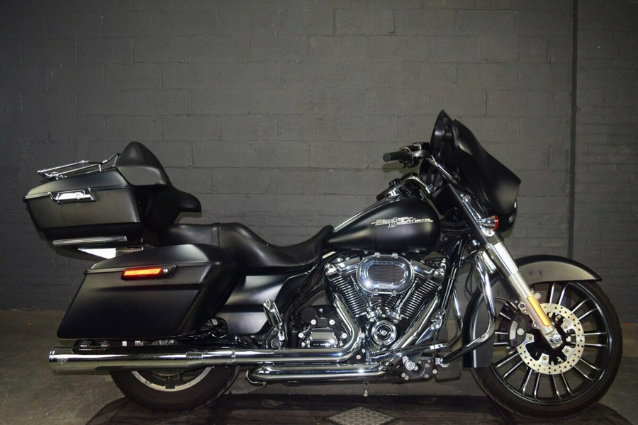 2017 Harley-Davidson Street Glide Special