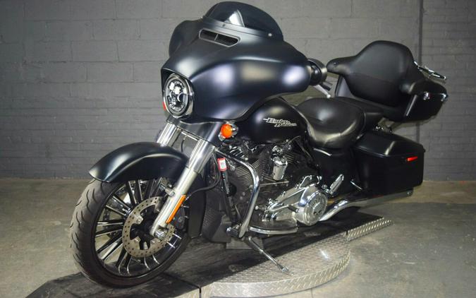 2017 Harley-Davidson Street Glide Special