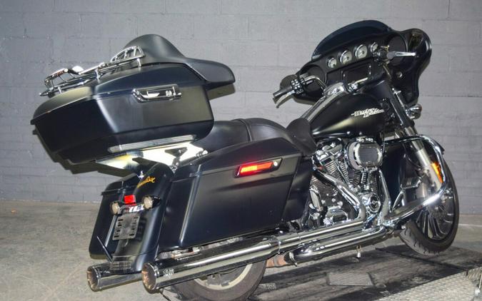 2017 Harley-Davidson Street Glide Special