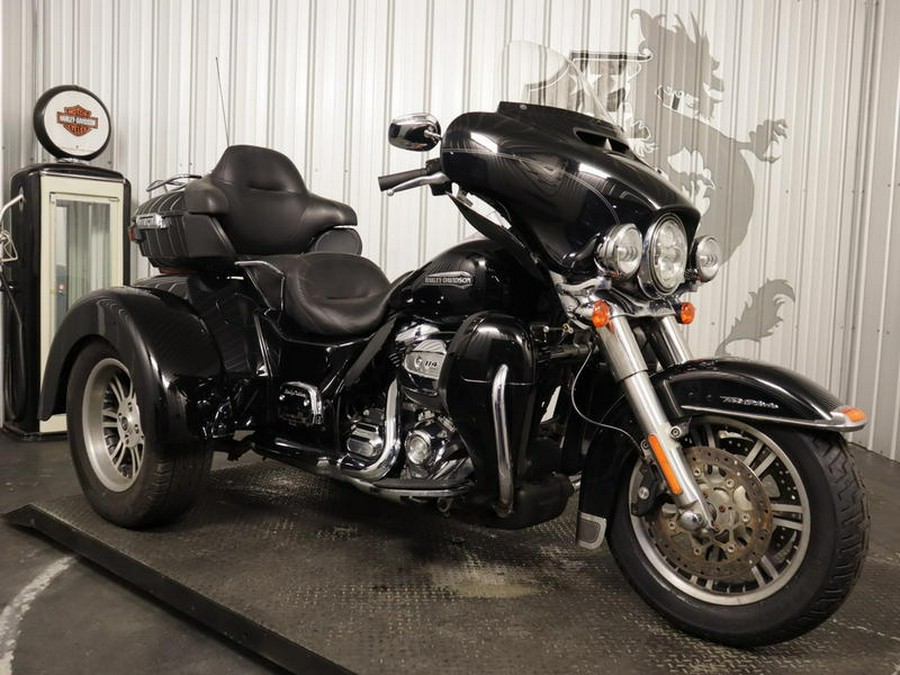 2019 Harley-Davidson® FLHTCUTG - Tri Glide® Ultra