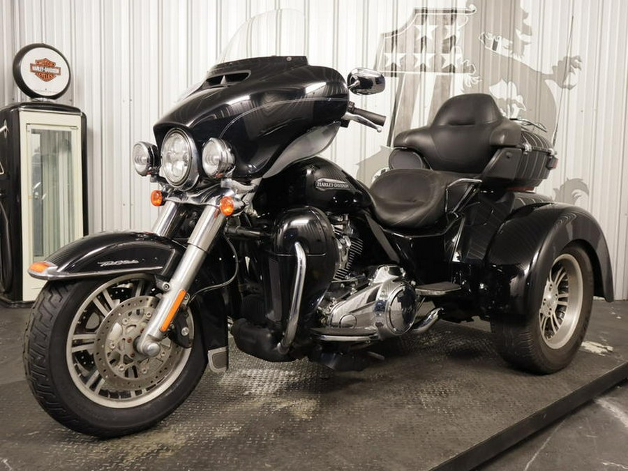 2019 Harley-Davidson® FLHTCUTG - Tri Glide® Ultra