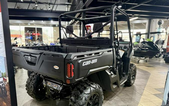 2026 Can-Am® Defender DPS HD7 Dark Wildland Camo