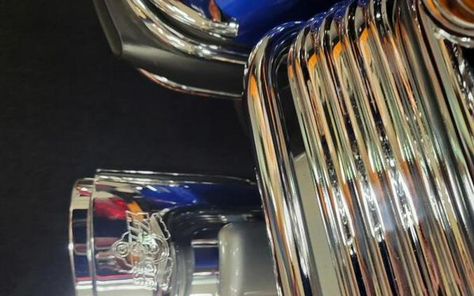 2010 Harley-Davidson® FLHTCU - Ultra Classic® Electra Glide