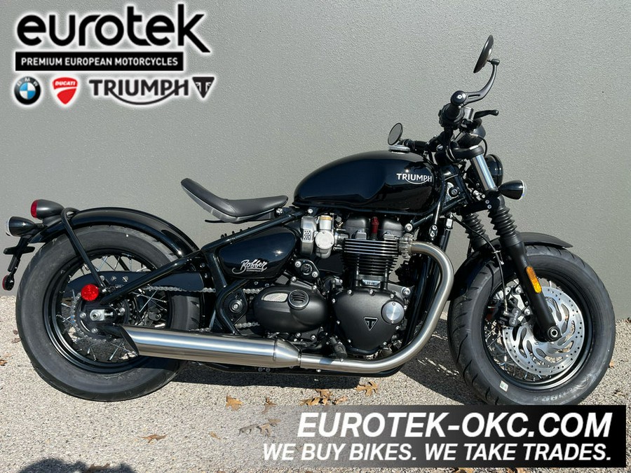 2024 Triumph Bonneville Bobber Jet Black