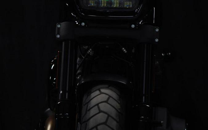 2018 Harley-Davidson® FXFB - Softail® Fat Bob®