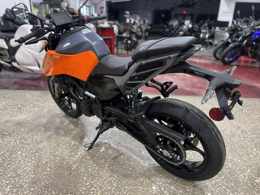 2024 KTM 250 Duke