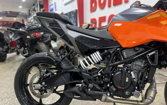 2024 KTM Duke 250