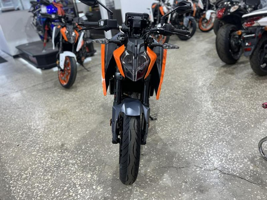 2024 KTM 250 Duke