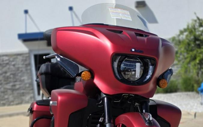 2025 Indian Motorcycle® Roadmaster® PowerPlus Dark Horse® 112 w/PowerBand Sunset Red Smoke