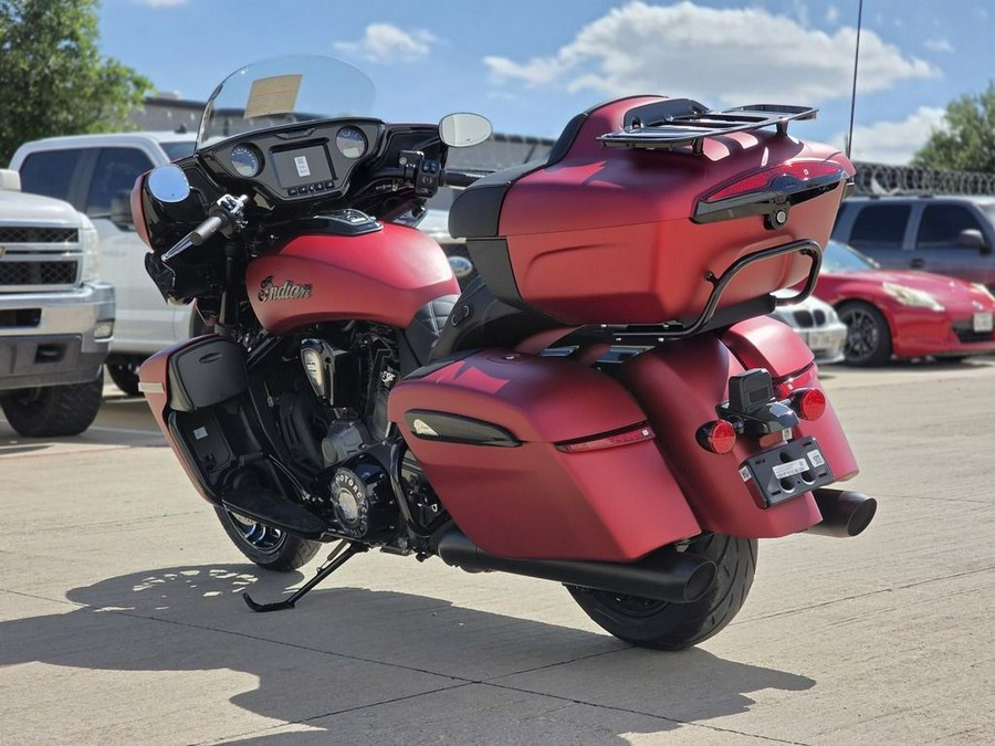 2025 Indian Motorcycle® Roadmaster® PowerPlus Dark Horse® 112 w/PowerBand Sunset Red Smoke