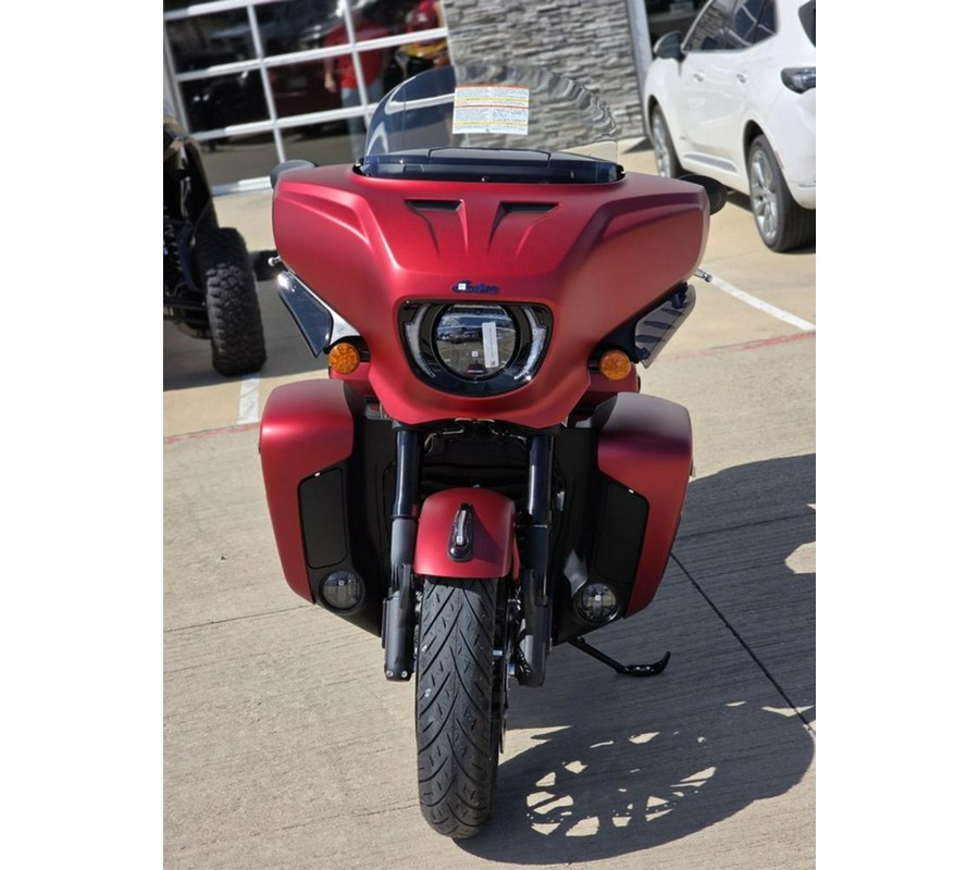 2025 Indian Motorcycle® Roadmaster® PowerPlus Dark Horse® 112 w/PowerBand Sunset Red Smoke