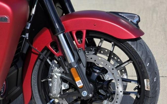 2025 Indian Motorcycle® Roadmaster® PowerPlus Dark Horse® 112 w/PowerBand Sunset Red Smoke