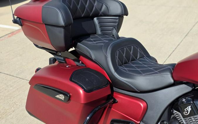 2025 Indian Motorcycle® Roadmaster® PowerPlus Dark Horse® 112 w/PowerBand Sunset Red Smoke