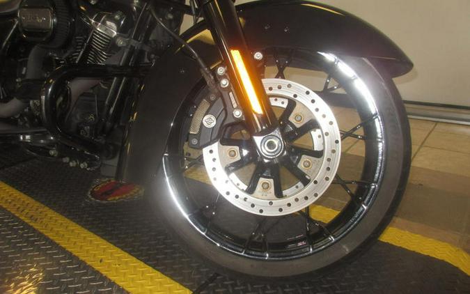 2023 Harley-Davidson® FLTRXS - Road Glide® Special