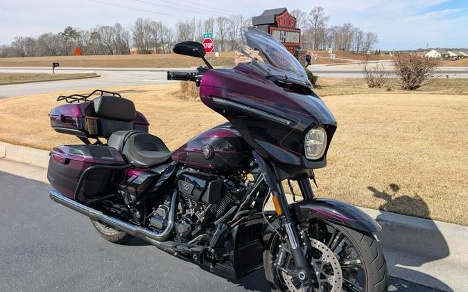 2025 Harley-Davidson® CVO™ Street Glide® Poison Berry