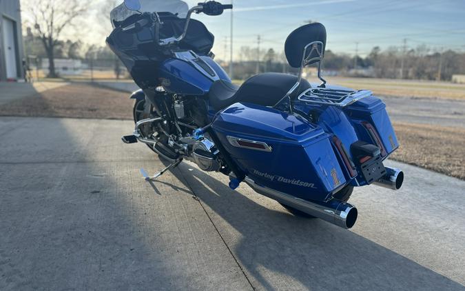 2024 Harley-Davidson® Road Glide Blue Burst w/ Chrome Finish - B657248