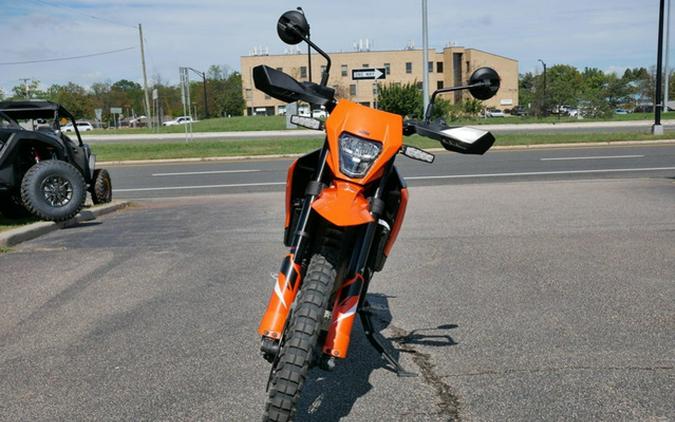 2026 KTM Enduro 390 R