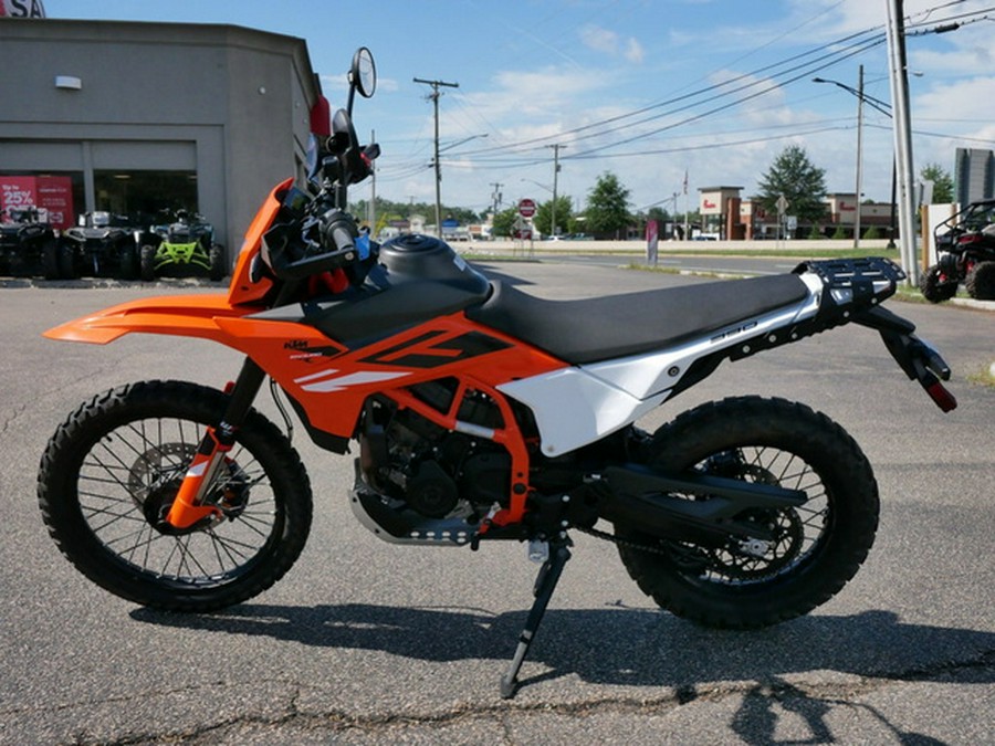 2026 KTM Enduro 390 R