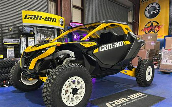 2024 Can-Am Maverick R X RS with Smart-Shox 999T DCT