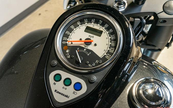 2025 Kawasaki VULCAN 900 CLASSIC