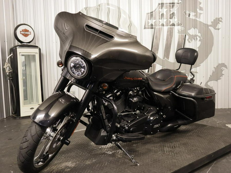 2019 Harley-Davidson® FLHXS - Street Glide® Special