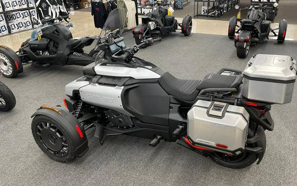 2025 Can-Am Canyon XT