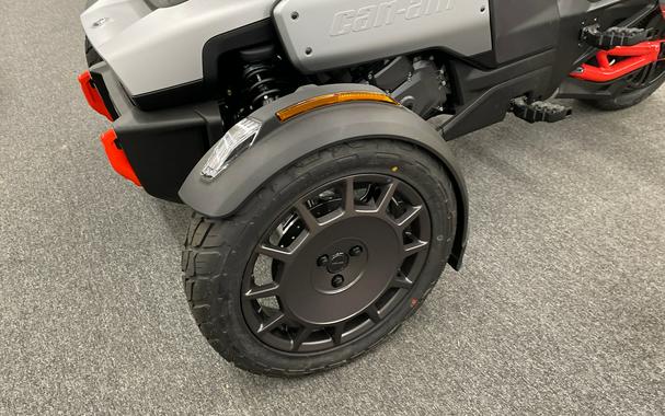 2025 Can-Am Canyon XT