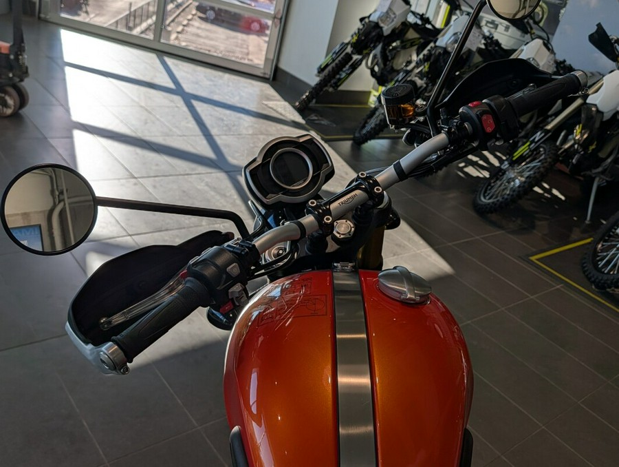 2024 Triumph Scrambler 1200 XE
