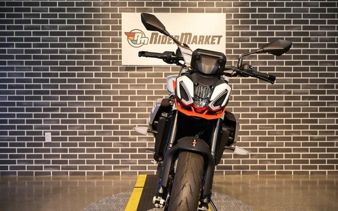 2026 Aprilia Tuono 457 Base