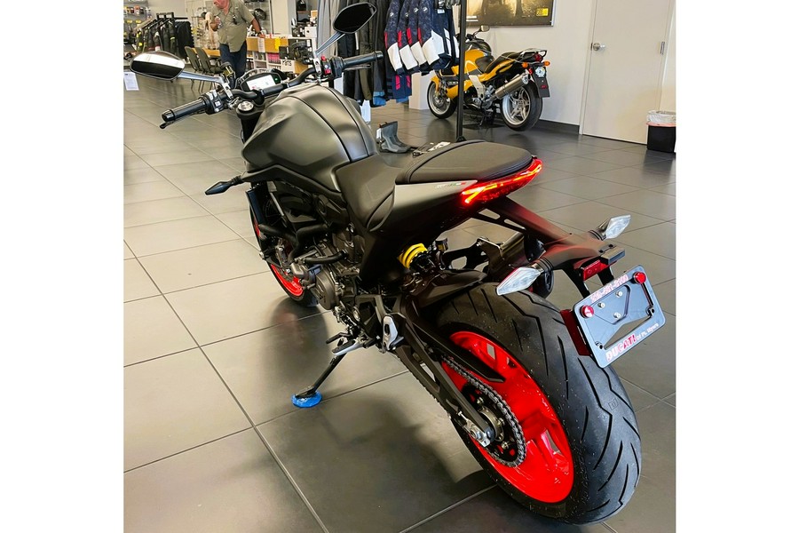 2024 Ducati Monster Plus