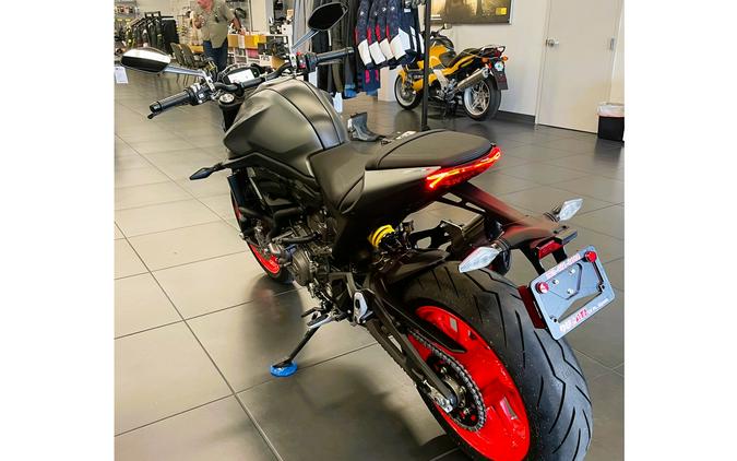 2024 Ducati Monster Plus