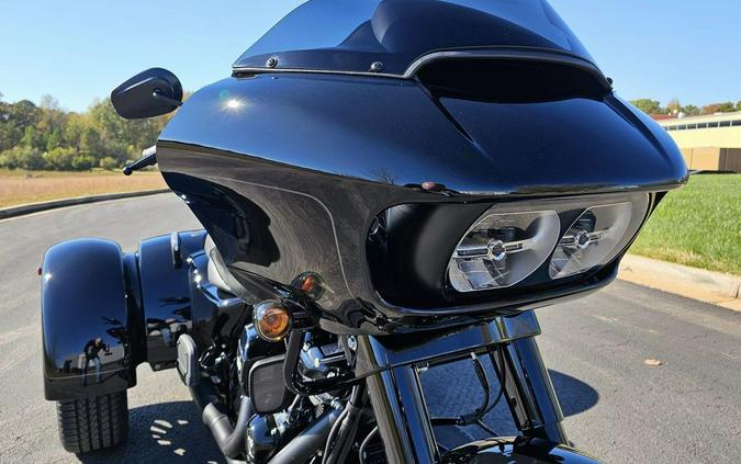 2023 Harley-Davidson® FLTRT - Road Glide® 3