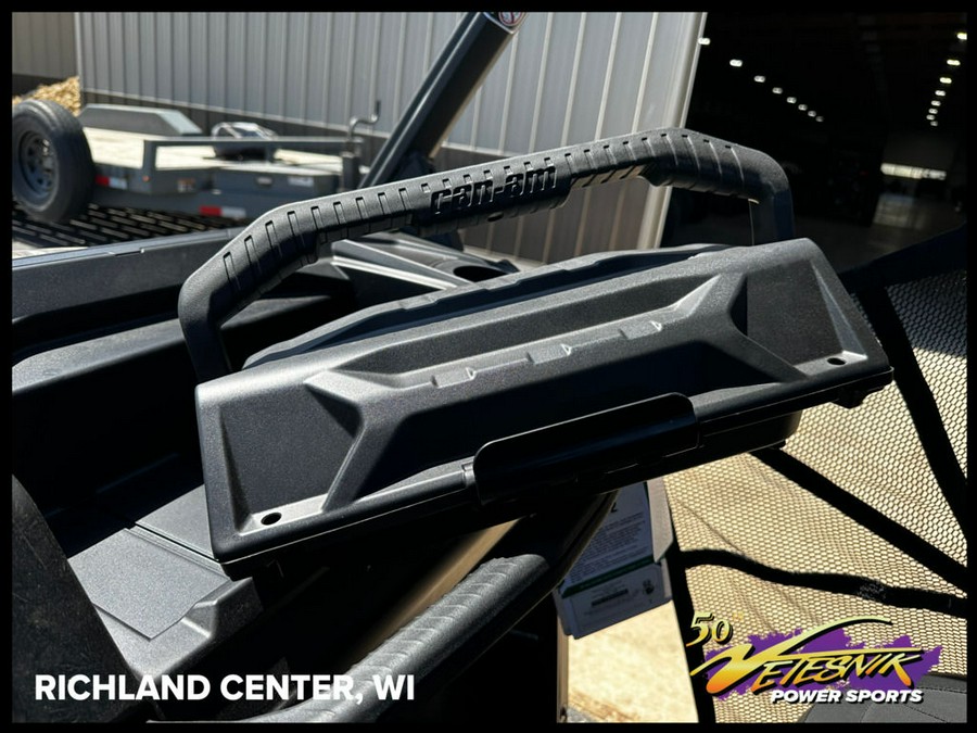 2024 Can-Am® Defender XT HD9 Wildland Camo