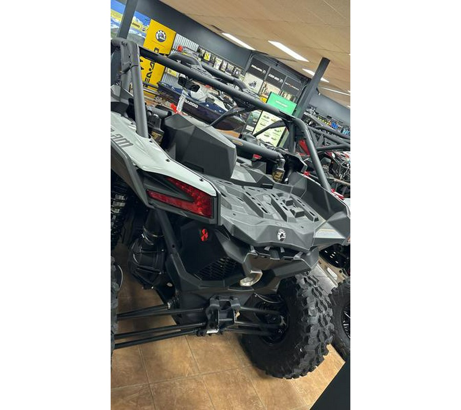 2024 Can-Am® Maverick X3 DS Turbo Catalyst Gray