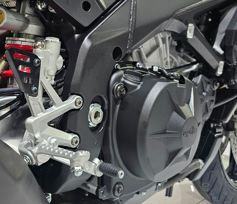 2026 Aprilia Tuono V4 1100