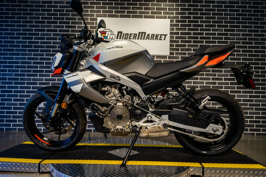 2026 Aprilia Tuono 457 Base