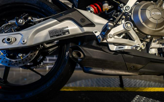 2026 Aprilia Tuono 457 Base