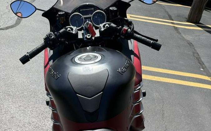2025 Kawasaki Ninja® ZX™-14R ABS