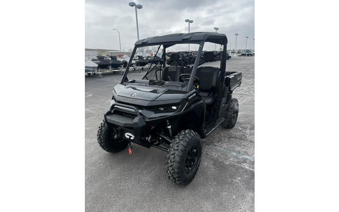 2026 Can-Am SSV DEF XT 65 HD11 BK 26 XT HD11
