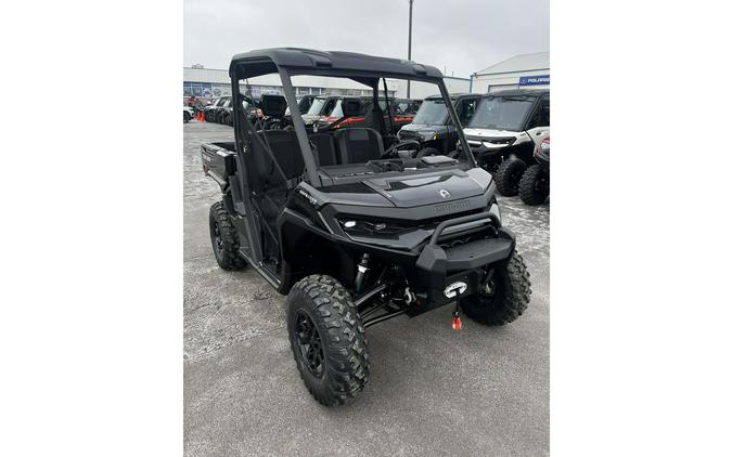 2026 Can-Am SSV DEF XT 65 HD11 BK 26 XT HD11