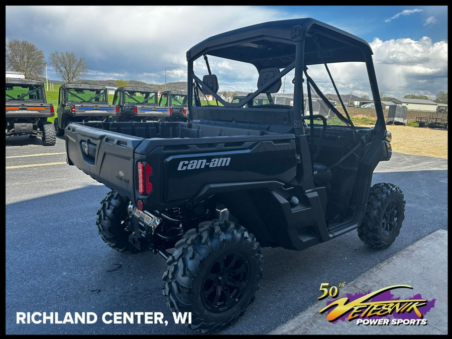 2024 Can-Am® Defender XT HD10