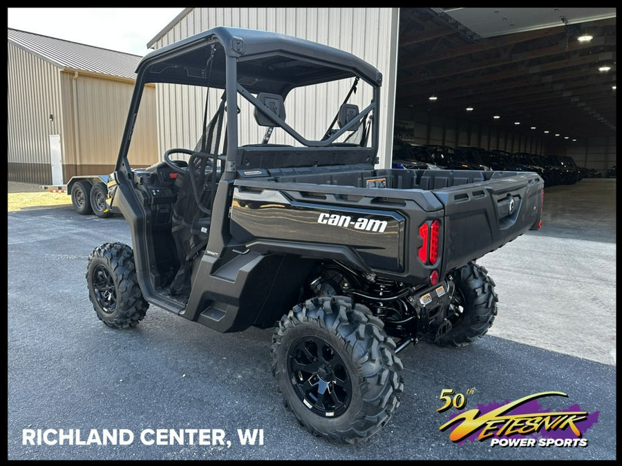 2024 Can-Am® Defender XT HD10