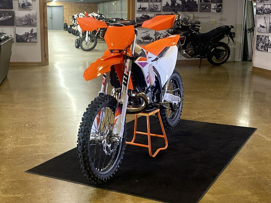 2024 KTM XC 300