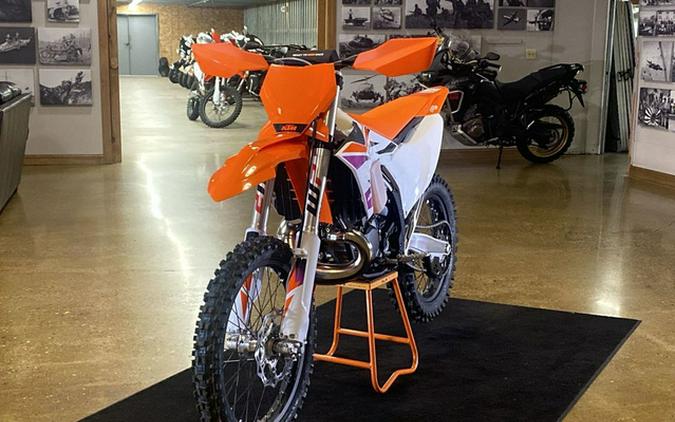 2024 KTM XC 300