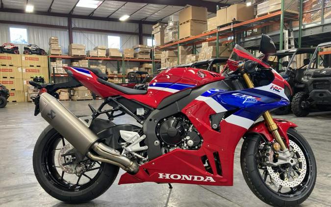 2025 Honda® CBR1000RR-R Fireblade SP